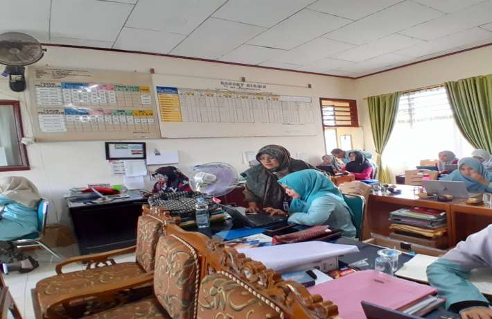 Peningkatan Kompetensi GTK dan Sosialisasi MAGIS di MTs Muhammadiyah Pulau Punjung