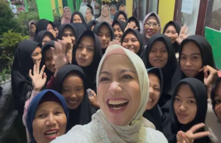 Bupati Dharmasraya Annisa Suci Ramadhani Gelar Buka Puasa Bersama di MTs Muhammadiyah