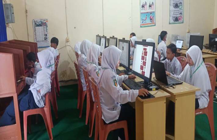 Hari Pertama Pelaksanaan ANBK 2023 MTs Muhammadiyah Pulau Punjung Berjalan Sukses dan Lancar